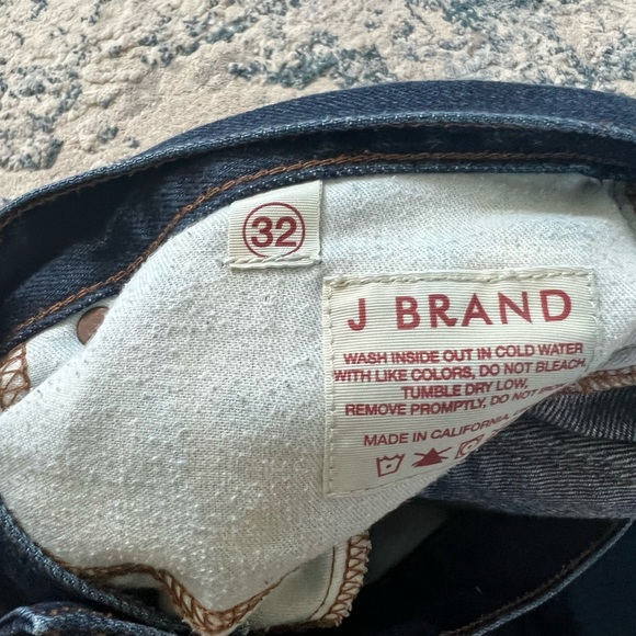 J Brand cut off jean/denim shorts size 32 - Picture 4 of 4